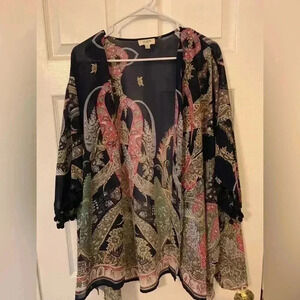 Woman’s Umgee Navy Blue Paisley Kimono